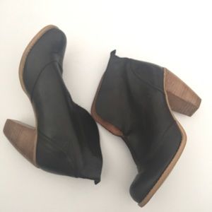 Zara Dark Brown Boots Booties